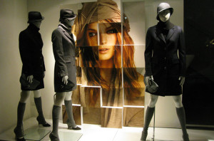 STEFANEL SHOP WINDOW